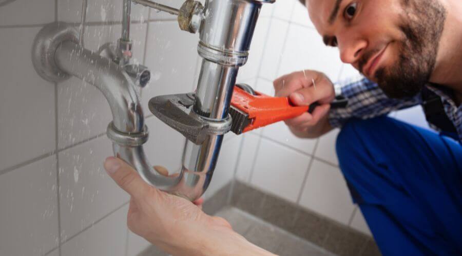 Professional emergency plumbing in Hoxie, KS